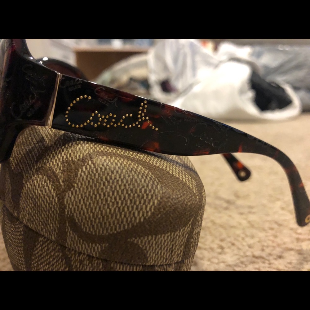 brand new Coach sunglasses - Picture 2 of 4